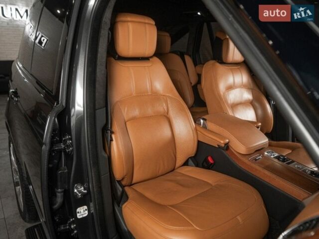 Сірий Ленд Ровер Рендж Ровер, об'ємом двигуна 4.37 л та пробігом 50 тис. км за 79900 $, фото 79 на Automoto.ua