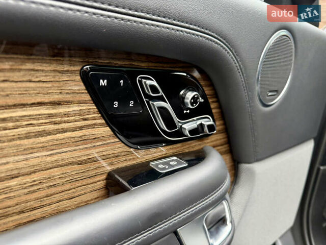 Серый Ленд Ровер Рендж Ровер, объемом двигателя 2.99 л и пробегом 49 тыс. км за 79999 $, фото 126 на Automoto.ua