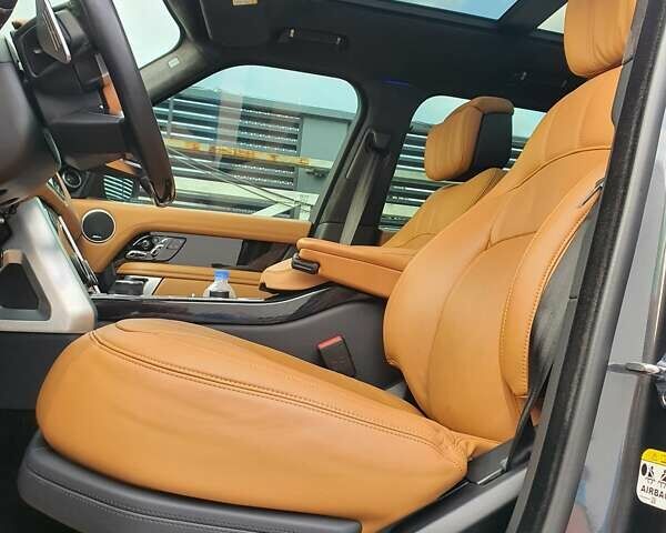 Серый Ленд Ровер Рендж Ровер, объемом двигателя 4.37 л и пробегом 110 тыс. км за 80900 $, фото 24 на Automoto.ua