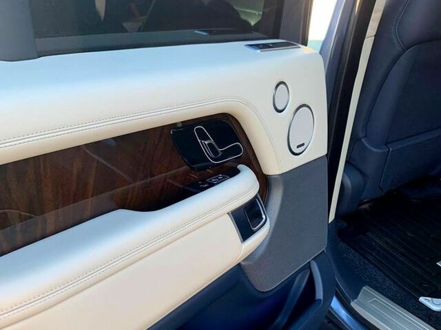 Серый Ленд Ровер Рендж Ровер, объемом двигателя 3 л и пробегом 17600 тыс. км за 49500 $, фото 11 на Automoto.ua