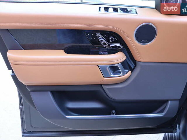 Серый Ленд Ровер Рендж Ровер, объемом двигателя 4.4 л и пробегом 93 тыс. км за 99900 $, фото 14 на Automoto.ua