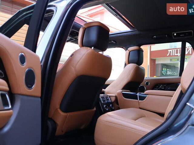 Серый Ленд Ровер Рендж Ровер, объемом двигателя 4.4 л и пробегом 93 тыс. км за 99900 $, фото 34 на Automoto.ua