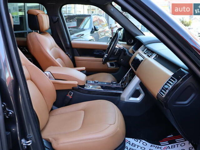 Серый Ленд Ровер Рендж Ровер, объемом двигателя 4.4 л и пробегом 93 тыс. км за 99900 $, фото 46 на Automoto.ua