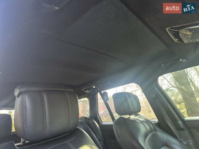 Сірий Ленд Ровер Рендж Ровер, об'ємом двигуна 4.37 л та пробігом 255 тис. км за 70000 $, фото 25 на Automoto.ua