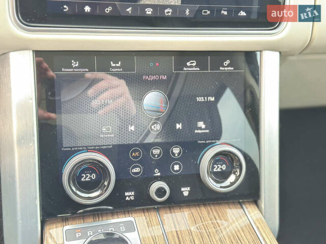 Сірий Ленд Ровер Рендж Ровер, об'ємом двигуна 4.37 л та пробігом 125 тис. км за 77000 $, фото 46 на Automoto.ua