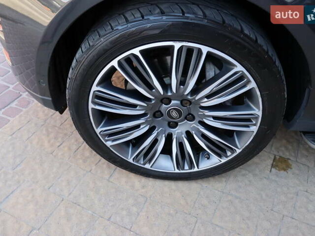 Серый Ленд Ровер Рендж Ровер, объемом двигателя 4.4 л и пробегом 93 тыс. км за 99900 $, фото 11 на Automoto.ua