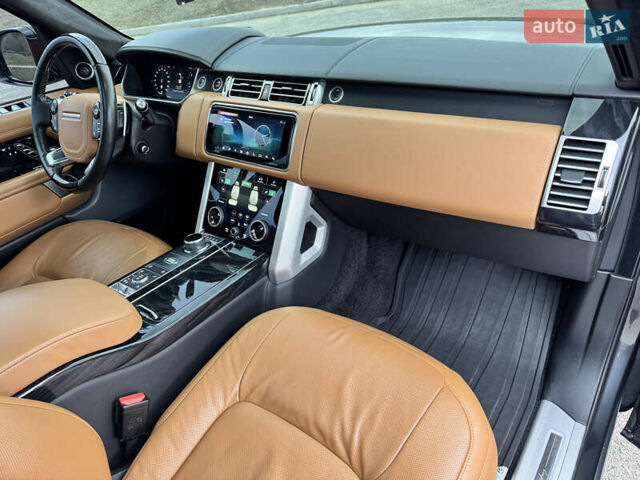 Серый Ленд Ровер Рендж Ровер, объемом двигателя 4.37 л и пробегом 90 тыс. км за 84500 $, фото 42 на Automoto.ua