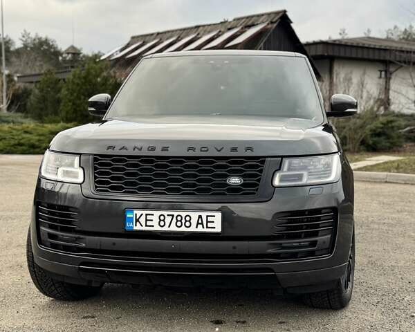 Серый Ленд Ровер Рендж Ровер, объемом двигателя 4.37 л и пробегом 90 тыс. км за 84500 $, фото 2 на Automoto.ua