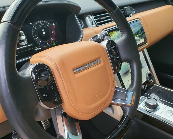 Ленд Ровер Рендж Ровер 2020 в Киеве на Automoto.ua Серый Ленд Ровер Рендж Ровер, объемом двигателя 4.37 л и пробегом 110 тыс. км за 83500 $, фото 22 на Automoto.ua