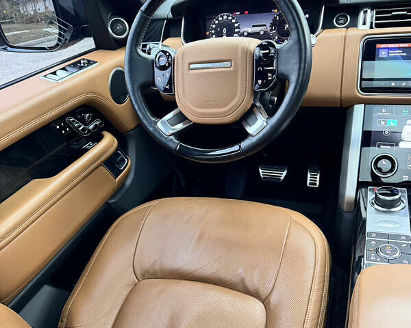 Серый Ленд Ровер Рендж Ровер, объемом двигателя 4.37 л и пробегом 90 тыс. км за 84500 $, фото 43 на Automoto.ua