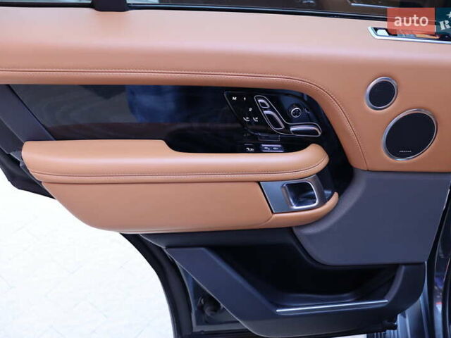 Серый Ленд Ровер Рендж Ровер, объемом двигателя 4.4 л и пробегом 93 тыс. км за 99900 $, фото 36 на Automoto.ua