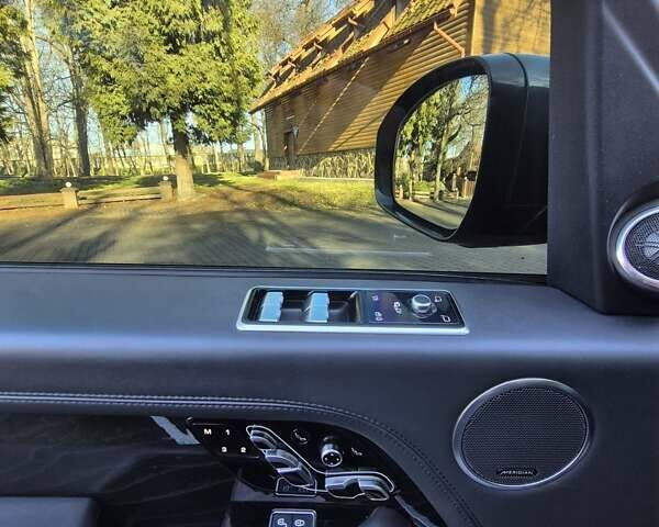 Сірий Ленд Ровер Рендж Ровер, об'ємом двигуна 4.37 л та пробігом 255 тис. км за 70000 $, фото 4 на Automoto.ua