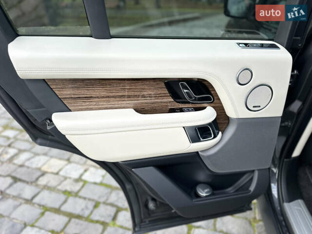 Сірий Ленд Ровер Рендж Ровер, об'ємом двигуна 4.37 л та пробігом 125 тис. км за 77000 $, фото 25 на Automoto.ua