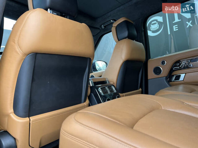 Серый Ленд Ровер Рендж Ровер, объемом двигателя 4.37 л и пробегом 94 тыс. км за 103000 $, фото 28 на Automoto.ua