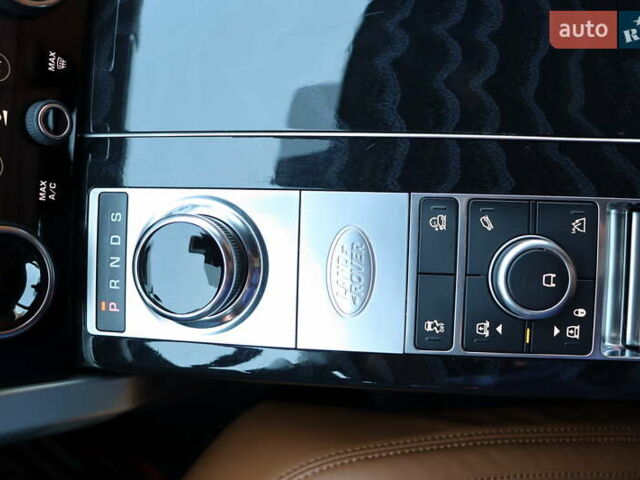 Серый Ленд Ровер Рендж Ровер, объемом двигателя 4.4 л и пробегом 93 тыс. км за 99900 $, фото 29 на Automoto.ua