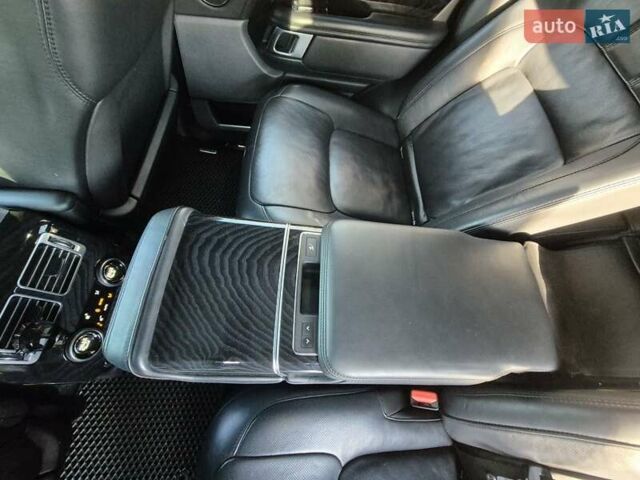 Сірий Ленд Ровер Рендж Ровер, об'ємом двигуна 4.37 л та пробігом 255 тис. км за 70000 $, фото 31 на Automoto.ua