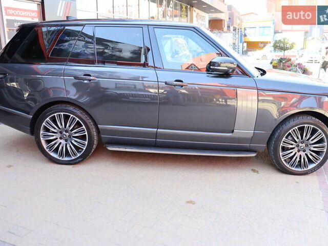 Серый Ленд Ровер Рендж Ровер, объемом двигателя 4.4 л и пробегом 93 тыс. км за 99900 $, фото 4 на Automoto.ua