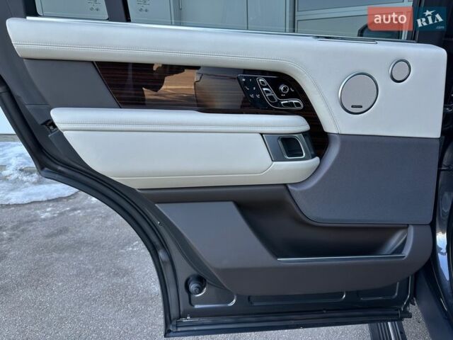 Сірий Ленд Ровер Рендж Ровер, об'ємом двигуна 4.37 л та пробігом 119 тис. км за 90000 $, фото 19 на Automoto.ua