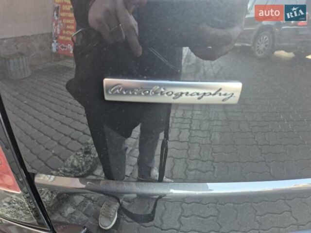 Сірий Ленд Ровер Рендж Ровер, об'ємом двигуна 4.37 л та пробігом 255 тис. км за 70000 $, фото 2 на Automoto.ua