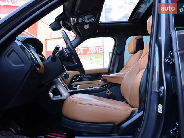 Серый Ленд Ровер Рендж Ровер, объемом двигателя 4.4 л и пробегом 93 тыс. км за 99900 $, фото 33 на Automoto.ua