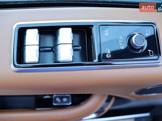 Серый Ленд Ровер Рендж Ровер, объемом двигателя 4.4 л и пробегом 93 тыс. км за 99900 $, фото 16 на Automoto.ua