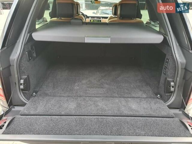 Серый Ленд Ровер Рендж Ровер, объемом двигателя 4.37 л и пробегом 110 тыс. км за 80000 $, фото 33 на Automoto.ua