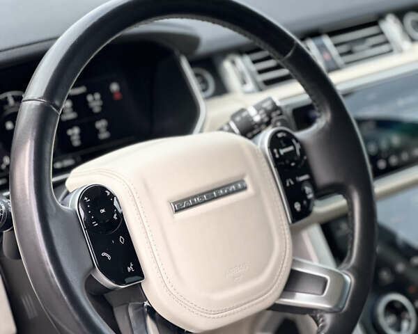 Сірий Ленд Ровер Рендж Ровер, об'ємом двигуна 4.37 л та пробігом 125 тис. км за 77000 $, фото 18 на Automoto.ua