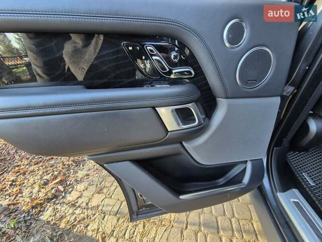 Сірий Ленд Ровер Рендж Ровер, об'ємом двигуна 4.37 л та пробігом 255 тис. км за 70000 $, фото 32 на Automoto.ua