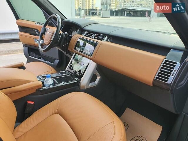 Сірий Ленд Ровер Рендж Ровер, об'ємом двигуна 4.37 л та пробігом 110 тис. км за 84000 $, фото 20 на Automoto.ua