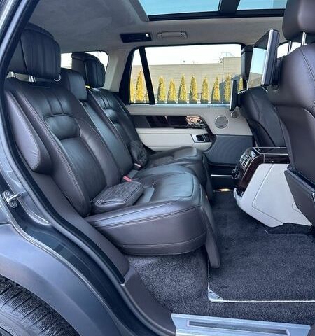 Сірий Ленд Ровер Рендж Ровер, об'ємом двигуна 4.37 л та пробігом 119 тис. км за 90000 $, фото 27 на Automoto.ua