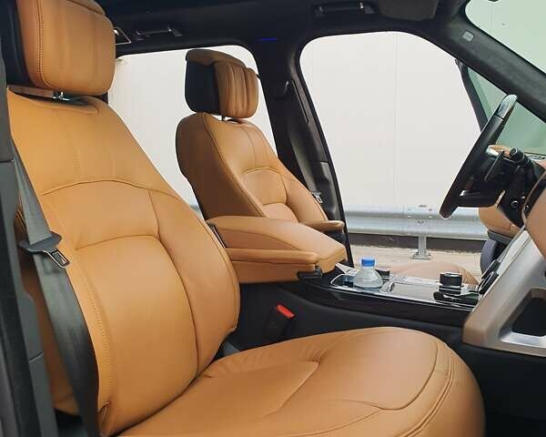 Серый Ленд Ровер Рендж Ровер, объемом двигателя 4.37 л и пробегом 110 тыс. км за 80000 $, фото 31 на Automoto.ua