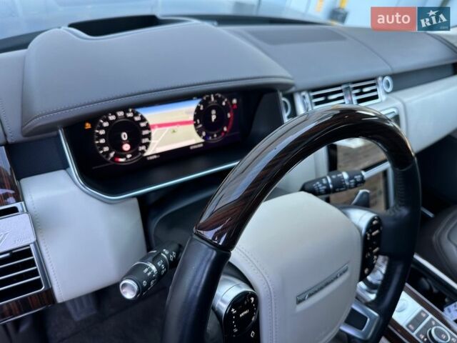 Сірий Ленд Ровер Рендж Ровер, об'ємом двигуна 4.37 л та пробігом 119 тис. км за 90000 $, фото 16 на Automoto.ua