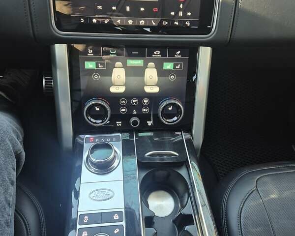 Сірий Ленд Ровер Рендж Ровер, об'ємом двигуна 4.37 л та пробігом 255 тис. км за 70000 $, фото 18 на Automoto.ua