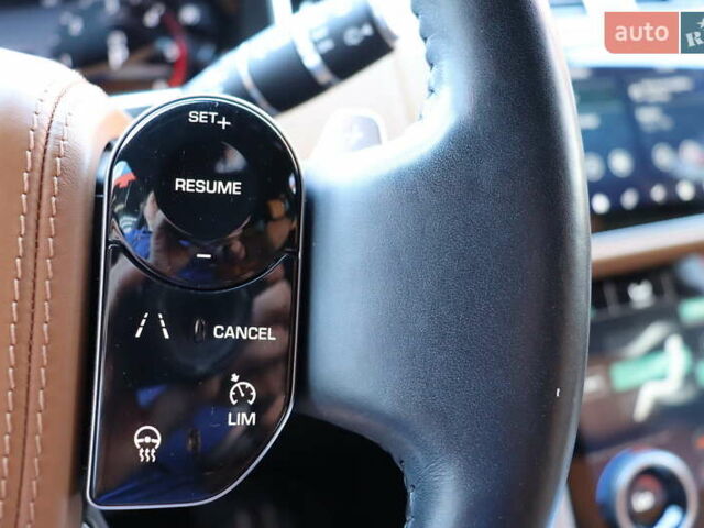 Серый Ленд Ровер Рендж Ровер, объемом двигателя 4.4 л и пробегом 93 тыс. км за 99900 $, фото 24 на Automoto.ua