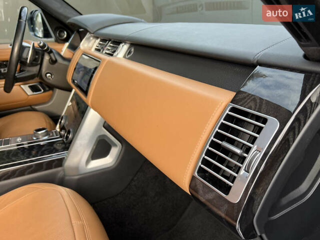 Серый Ленд Ровер Рендж Ровер, объемом двигателя 4.37 л и пробегом 94 тыс. км за 103000 $, фото 34 на Automoto.ua