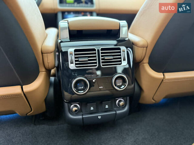Сірий Ленд Ровер Рендж Ровер, об'ємом двигуна 3 л та пробігом 121 тис. км за 89900 $, фото 51 на Automoto.ua