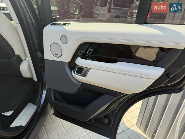 Серый Ленд Ровер Рендж Ровер, объемом двигателя 5 л и пробегом 63 тыс. км за 69999 $, фото 12 на Automoto.ua