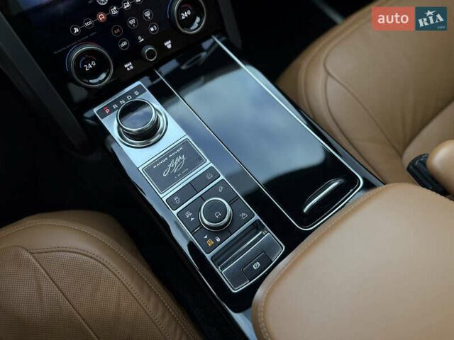 Сірий Ленд Ровер Рендж Ровер, об'ємом двигуна 3 л та пробігом 121 тис. км за 89900 $, фото 34 на Automoto.ua