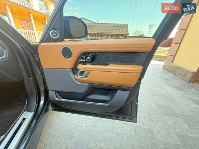 Серый Ленд Ровер Рендж Ровер, объемом двигателя 3 л и пробегом 122 тыс. км за 91000 $, фото 23 на Automoto.ua