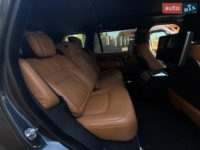 Серый Ленд Ровер Рендж Ровер, объемом двигателя 3 л и пробегом 122 тыс. км за 91000 $, фото 16 на Automoto.ua