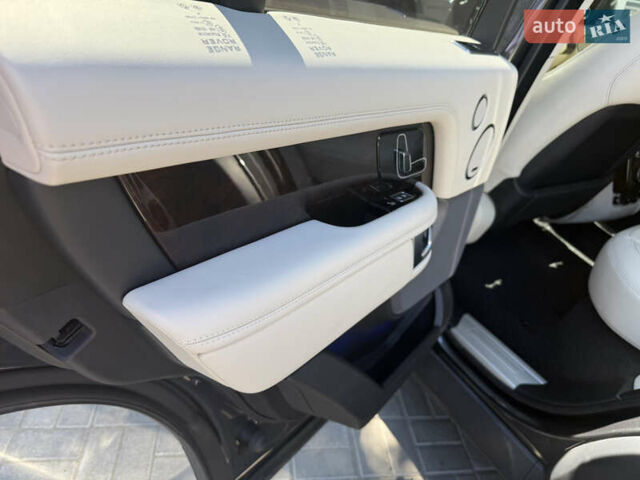 Серый Ленд Ровер Рендж Ровер, объемом двигателя 5 л и пробегом 63 тыс. км за 69999 $, фото 8 на Automoto.ua