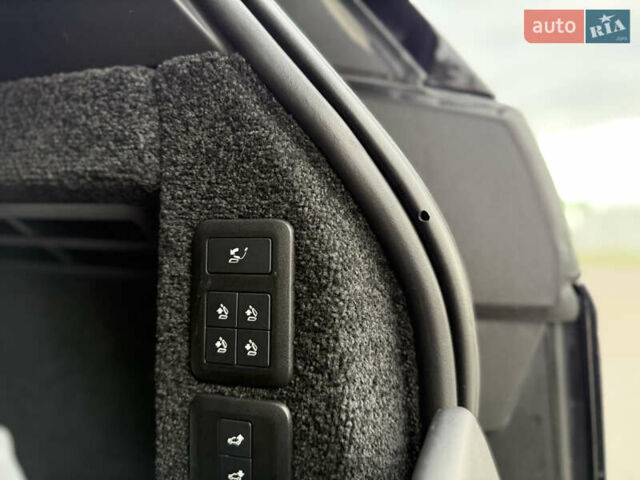Сірий Ленд Ровер Рендж Ровер, об'ємом двигуна 3 л та пробігом 121 тис. км за 89900 $, фото 56 на Automoto.ua