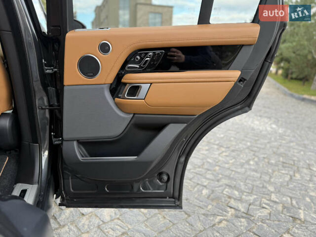 Сірий Ленд Ровер Рендж Ровер, об'ємом двигуна 3 л та пробігом 121 тис. км за 89900 $, фото 57 на Automoto.ua