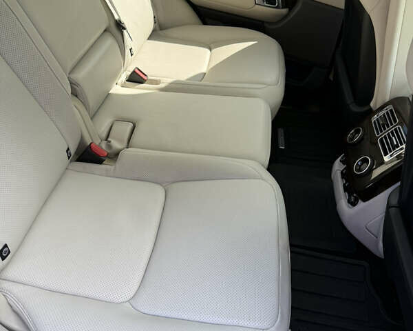 Серый Ленд Ровер Рендж Ровер, объемом двигателя 5 л и пробегом 63 тыс. км за 69999 $, фото 16 на Automoto.ua