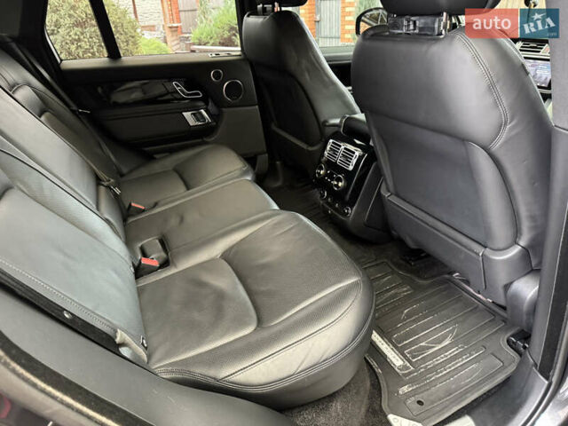 Сірий Ленд Ровер Рендж Ровер, об'ємом двигуна 3 л та пробігом 153 тис. км за 78700 $, фото 10 на Automoto.ua