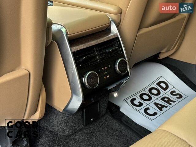 Сірий Ленд Ровер Рендж Ровер, об'ємом двигуна 3 л та пробігом 83 тис. км за 143000 $, фото 35 на Automoto.ua