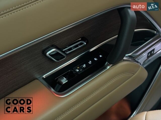 Сірий Ленд Ровер Рендж Ровер, об'ємом двигуна 3 л та пробігом 83 тис. км за 143000 $, фото 30 на Automoto.ua