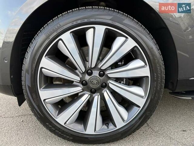 Серый Ленд Ровер Рендж Ровер, объемом двигателя 4.39 л и пробегом 35 тыс. км за 239999 $, фото 47 на Automoto.ua