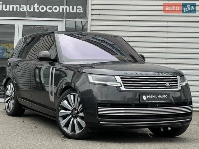 Серый Ленд Ровер Рендж Ровер, объемом двигателя 4.39 л и пробегом 32 тыс. км за 273000 $, фото 2 на Automoto.ua