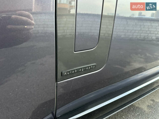Сірий Ленд Ровер Рендж Ровер, об'ємом двигуна 4.39 л та пробігом 65 тис. км за 179999 $, фото 9 на Automoto.ua